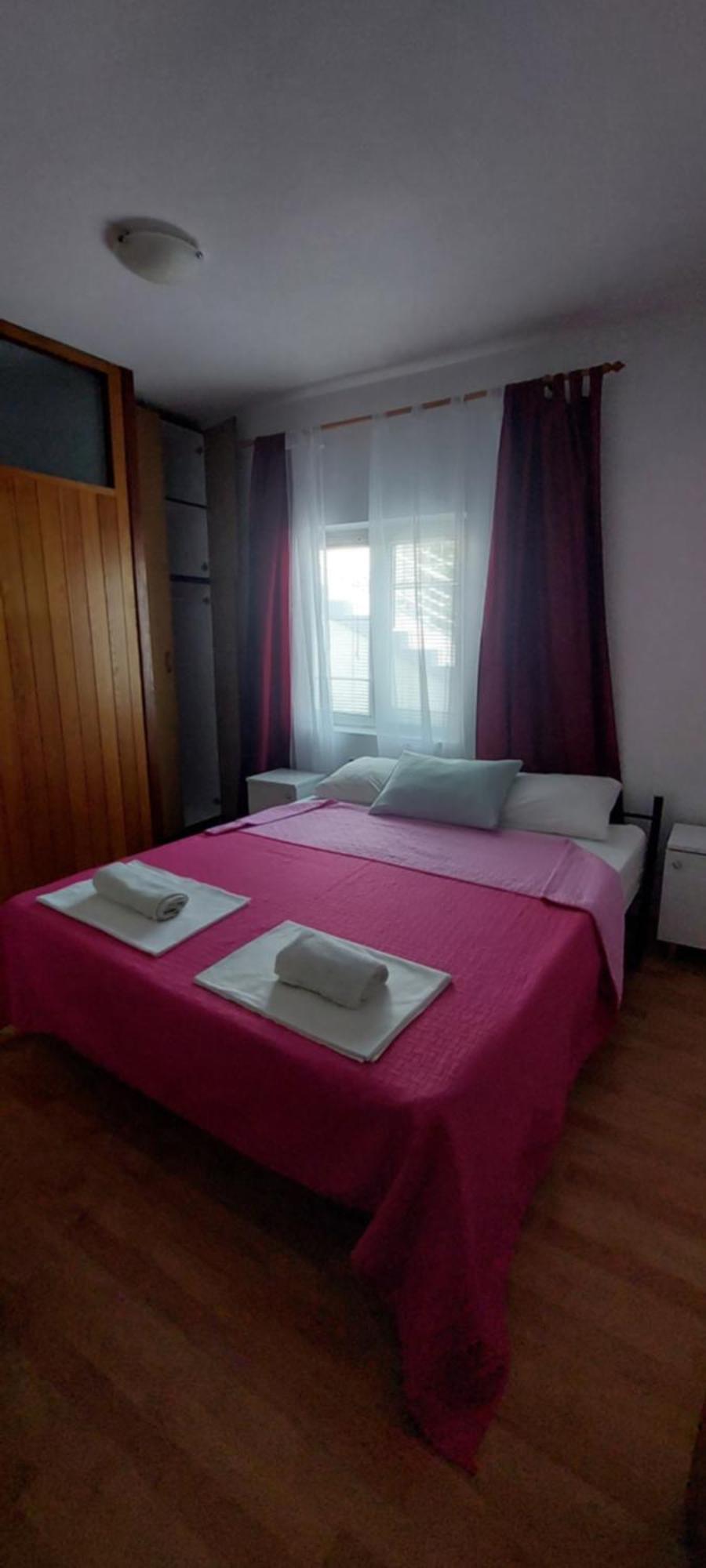 Apartmani Tinka Starigrad Paklenica Ngoại thất bức ảnh